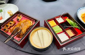 Spicy Wood Zhi Jiang Fish Roe Roast Duck