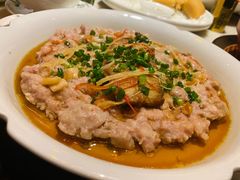 咸鱼蒸肉饼-誉八仙茶室酒楼(新天地店)