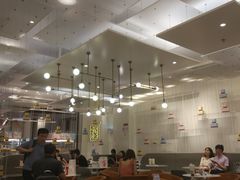 大堂-奈雪的茶(市百一店)