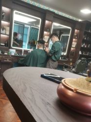 -贝勒爷专业男发