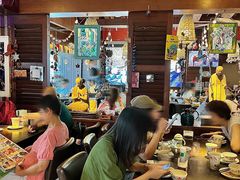 -大头虾越式风味餐厅(光明广场店)