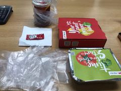 -必胜客(航洋国际店)