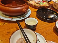 -老滇山寨•云南特色菜•地方菜•民族风情歌舞表演(金碧店)