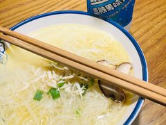 鸡汤银丝面-二孃鸡爪爪(东风路总店)