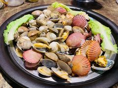 海鲜一箩筐-日进一片海.生腌海鲜火锅.宵夜烧烤(三里屯总店)