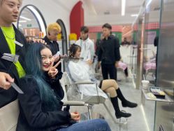 -禾曼造型