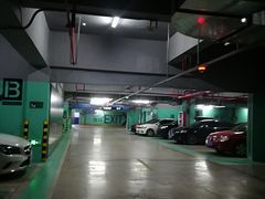 -明州里-地下停车场