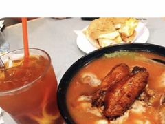 番茄浓汤鸡翅猪扒通粉-华嫂冰室(尖沙咀店)