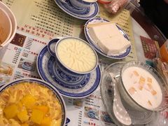招牌双皮奶任意配-广信牛奶甜品世家(台东店)