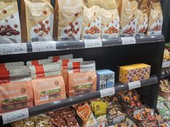 零售区-良品铺子(万象城店)