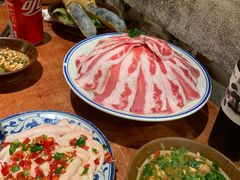 -周小明火锅(黑金冠社区店)