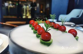 Peterburg Fruit-Flavored Foie Gras