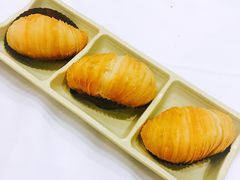 榴莲千丝酥-稻香酒家·34年老字号·港式粤菜(汉街店)