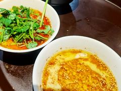 麻酱小料-万记麻辣烫国展总店