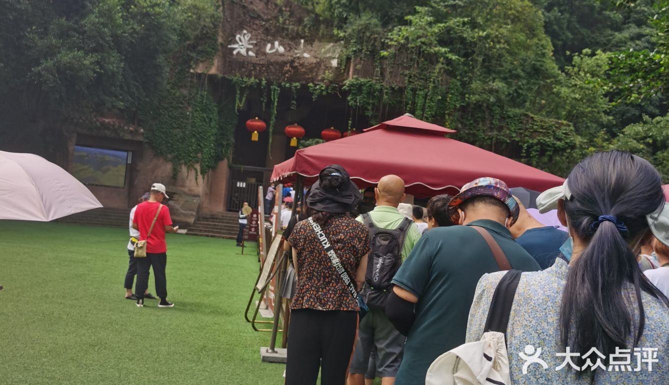 风景还是挺不错的，里面主要就是爬阶梯，因为时间原因
