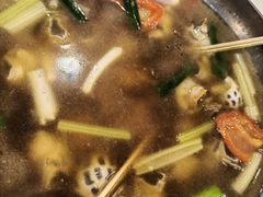 -渝君重庆火锅(嘉宾路店)