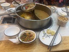 -田村·酸汤鲜牦牛肉火锅(布达拉宫广场店)