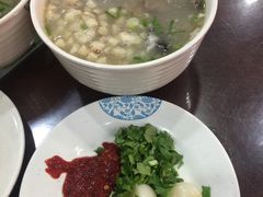 羊肉泡馍-东关吉祥西安腊汁肉夹馍(健德门店)