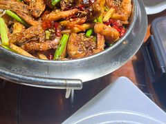 -老码头黑皮肘子锅包肉(赣水路店)