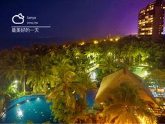 -三亚湾海居铂尔曼度假酒店