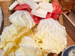 蔬菜拼盘-云海肴云南菜·蒸汽石锅鱼(北京良乡华冠店)