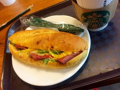 -星巴克(舟山蜈蚣峙店)