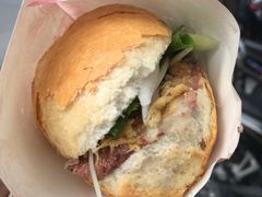 -Bánh Mì Huynh Hoa