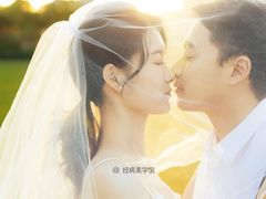 -经典婚纱摄影美学馆·私人定制