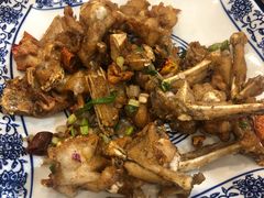 -老鄞江清水龙虾•赵赵家(江北店)