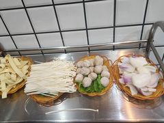 -胡家地锅鸡地锅鱼(金家渡店)