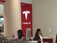 店内环境-TESLA 特斯拉(广州天环广场体验店)