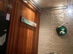 -梧桐树下(云锦世家店)