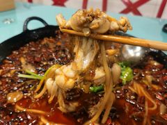 -鸿顺老铁锅美蛙鱼府(解放碑店)