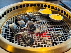 -铭牛烧肉·和牛海鲜自助(高新月牙湖店)