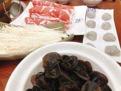 -楼外楼肥羊木炭火锅居(乐群街店)