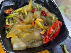 东北大拉皮-炮爷东北铁锅炖(棠安路店)