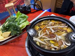 -菌之家·专业纯野生菌火锅·特色炒菌