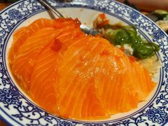 销魂法罗三文鱼盖饭-摩打食堂(佳兆业店)