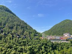 -蝶舞清江·恩施地心谷景区
