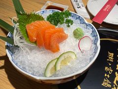 三文鱼刺身-大和食乐·鲜和牛酸汤火锅(环宇荟店)