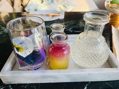 紫菠萝蝶豆花白茶气泡汁-The Rug Cafe(王府中环店)