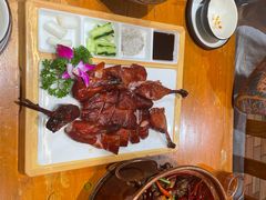 -老滇山寨•云南特色菜•地方菜•民族风情歌舞表演(金碧店)