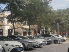 -观澜湖新城运动奥莱区