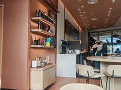 -星巴克臻选(莘庄仲盛店)