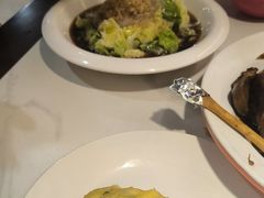 -清风园肘子馆(万家大激店)