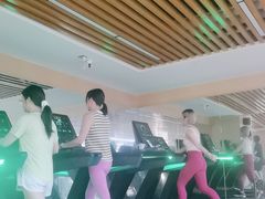 -CXFIT 陈徐健身工作室(凯旋店)