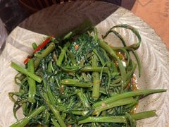-宇安泰料(龙湖天街黑金店)