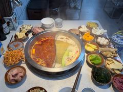 -芈重山老火锅(广州首店)