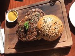 -HIGH FIVE哈福手工汉堡(桂林路店)