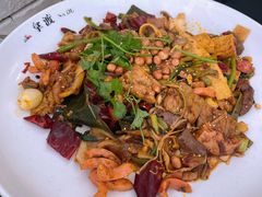 麻辣香锅-拿渡·水煮鱼麻辣香锅(王府井奥莱·香江小镇店)